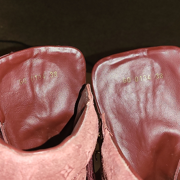 LOUIS VITTON SNEAKERS - Picture 1 of 4